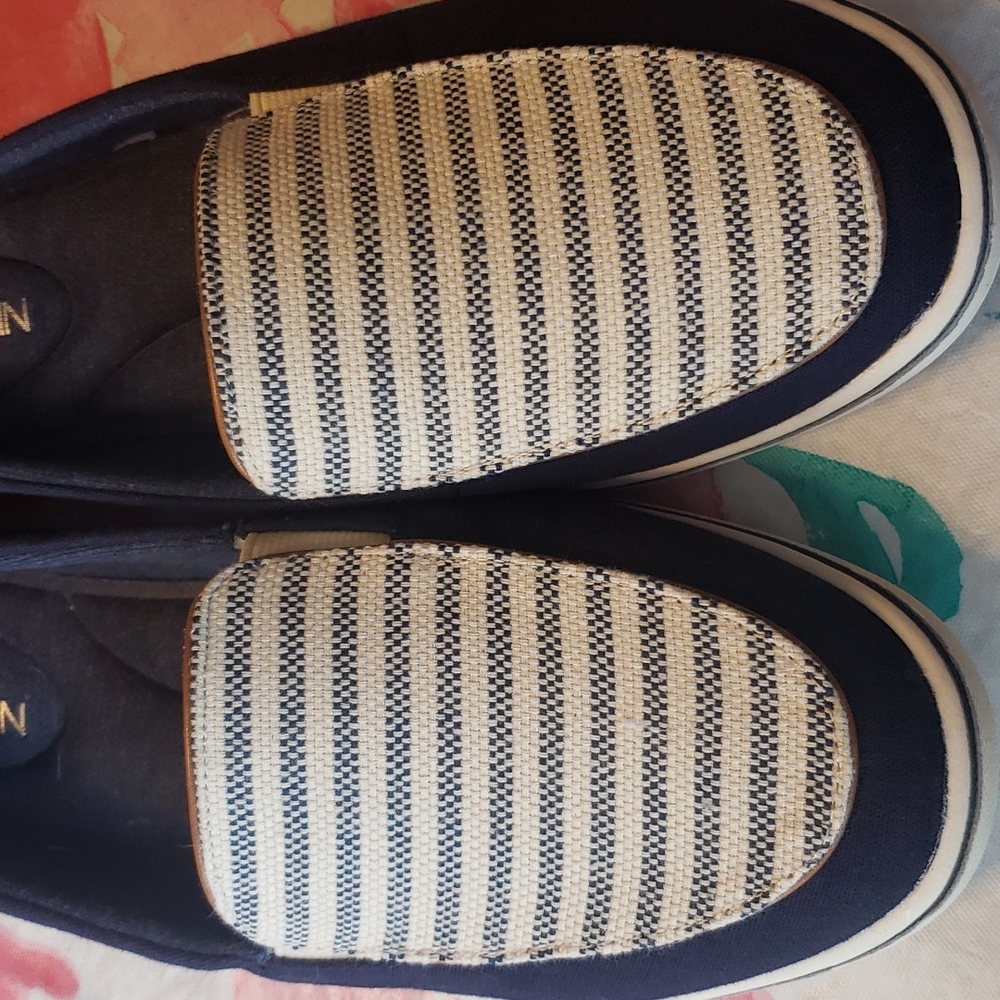 Aubrey Lynn Acantha Boat Shoes - Picture 5 of 8